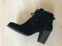 UGG Stiefelette Gr. 39 neu ! Schleswig-Holstein - Norderstedt Vorschau
