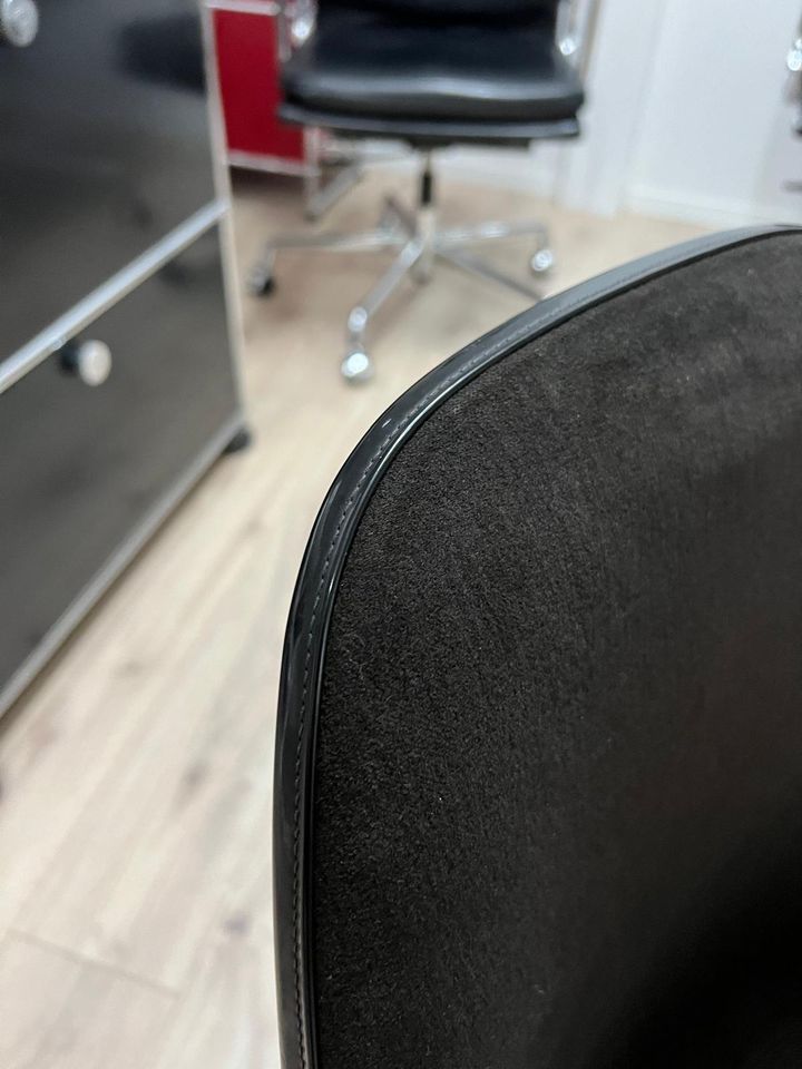 Vitra / Herman Miller - DSX Fiberglas Side Chair - Stoff Braun in Düsseldorf