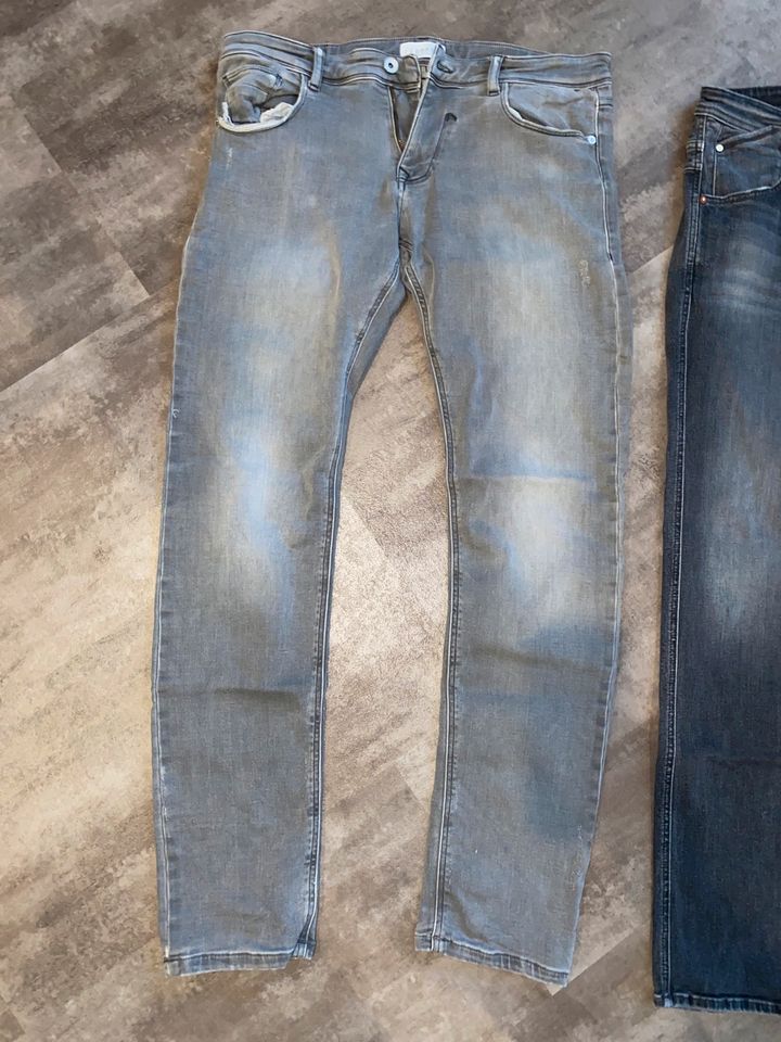 6 ESPRIT EDC Herren Jeans als defekt oder Jeans Rest Stoff in Oberhausen