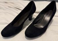 Tamaris Leder Leather Cuir Pumps Gr. 42 Schwarz neuwertig Rheinland-Pfalz - Trier Vorschau