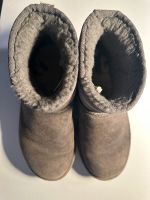 Original UGG Boots grau Niedersachsen - Garstedt Vorschau