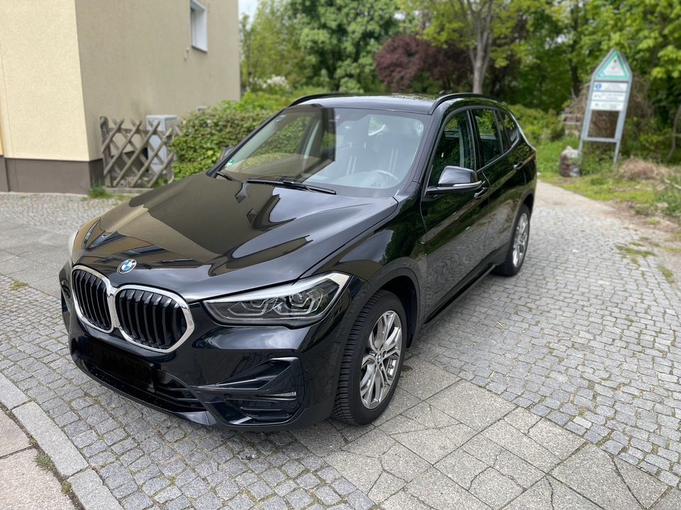 BMW X1 sDrive 1.8i in Berlin