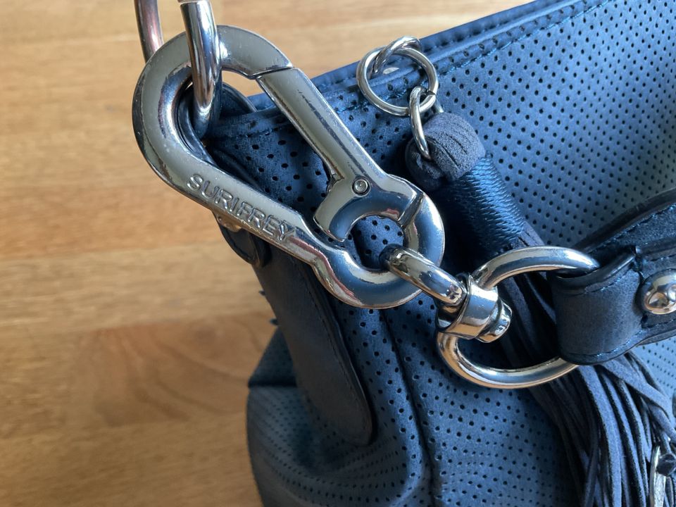 Suri Frey Damen Handtasche Blau, mit Schlüsselanhänger in Bochum