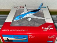 Herpa TUI Boeing 787-8 Dreamliner [PH-TFL] (1:500) Dresden - Oberwartha Vorschau