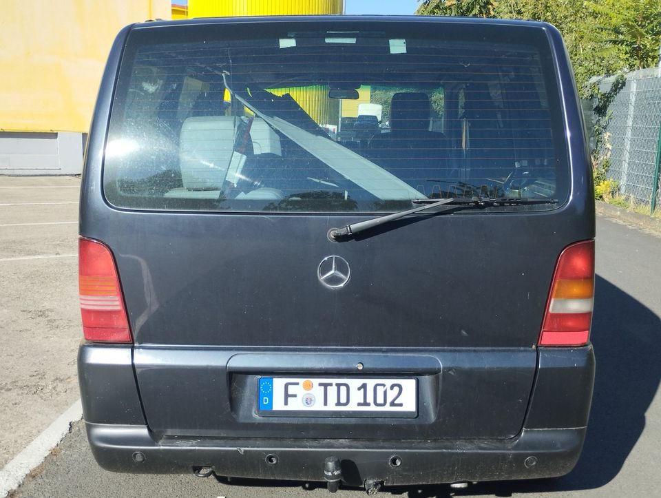 Mercedes Vito V 220 CDI Automatik 08-2002 TÜV 03-25 Leder 6 Sitze in Frankfurt am Main