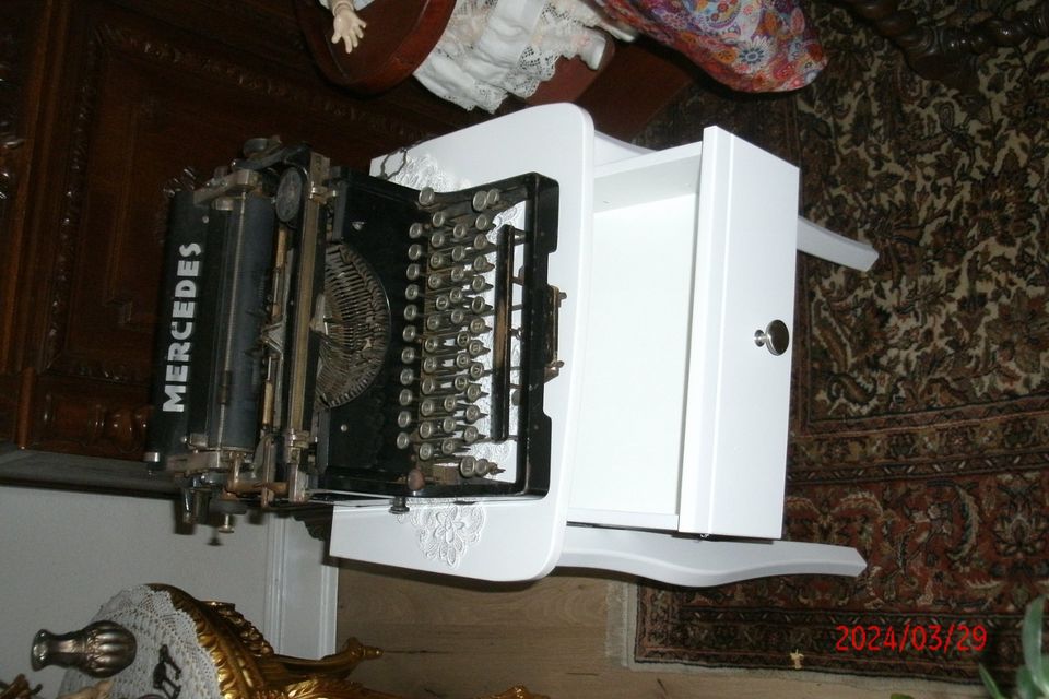 echt Antik Mercedes Schreibmaschine in Wuppertal