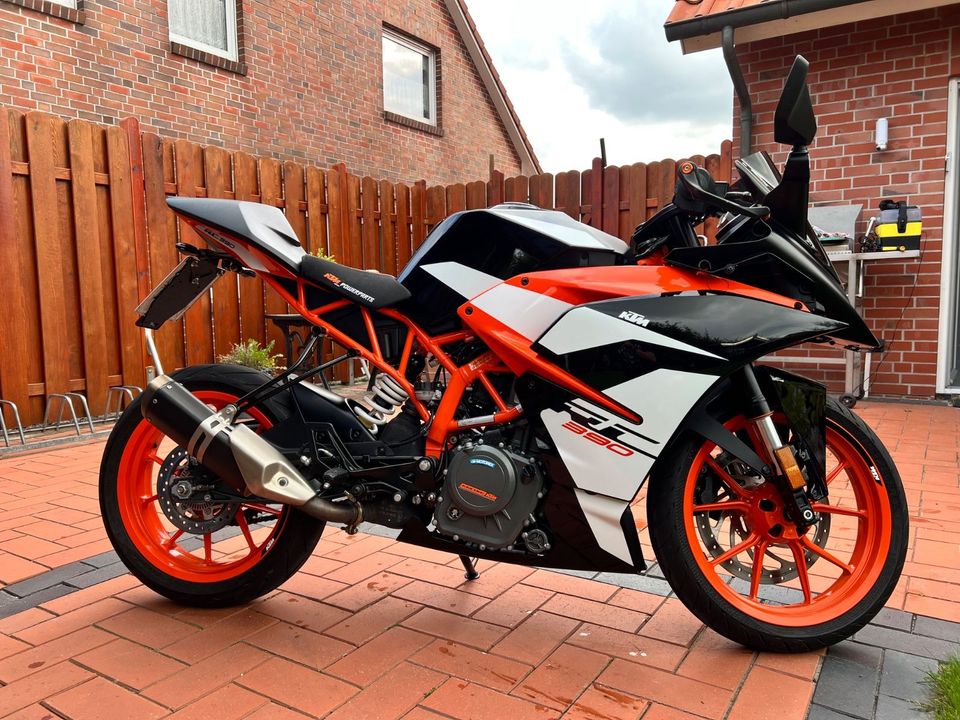 KTM RC 390 Bj 2019 in Jemgum