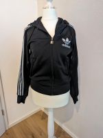 Schwarze Adidas Jacke Gr. 36 / Trainingsjacke mit Kapuze Baden-Württemberg - Dischingen Vorschau