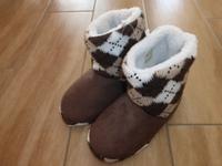 Hüttenschuhe  Hausschuhe Winter Gr. 36 37 NEU mit Etikett Thüringen - Ronneburg Vorschau