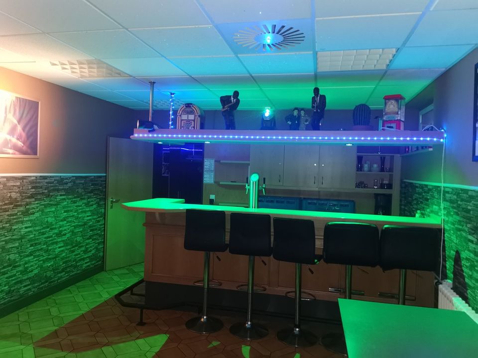 Partyraum mieten mit Licht und Soundanlage ideal für 18 Geb. in Mülheim (Ruhr)