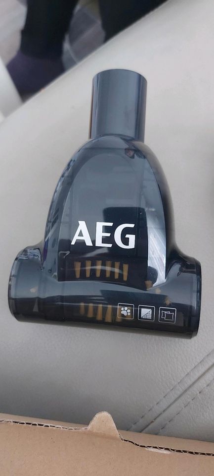 AEG VX4 Staubsaugerersatzteile zubehören in Köln