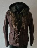 Khujo Winterjacke Größe 36/S Rheinland-Pfalz - Bitburg Vorschau