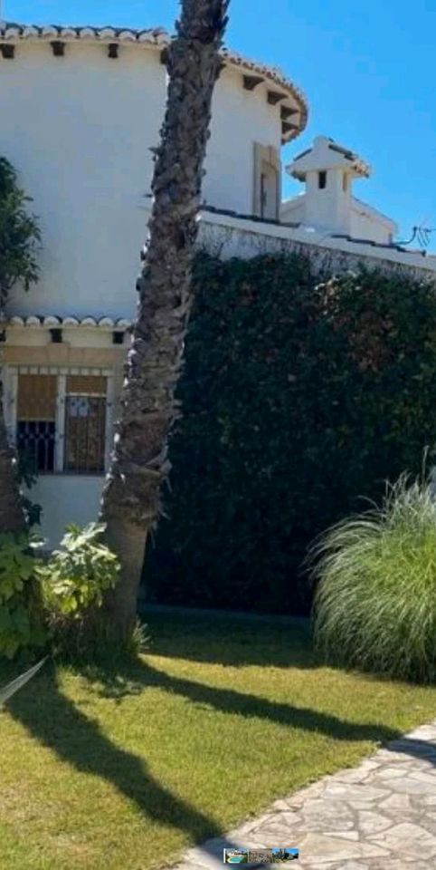 Denia: Sehr schöne Villa mit Pool, Klima, Kamin, 50 m zum Strand in Bad Salzuflen