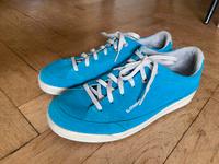 Lowa Schuhe Outdoor Sneaker Größe 39,5 Leder Wanderschuhe bequem Neuhausen-Nymphenburg - Neuhausen Vorschau