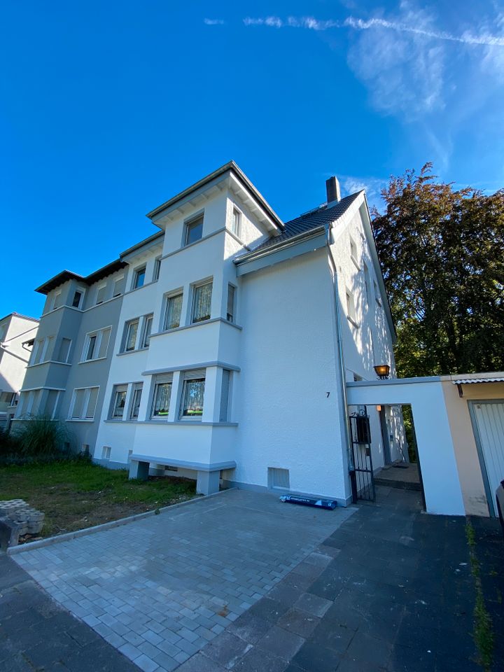 Top sanierte 4-Zimmer Wohnung mit Blick ins Grüne in Offenbach