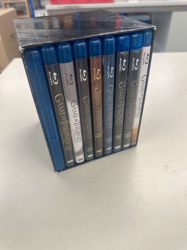 Game of Thrones Blue-Ray Staffel 1-8 in Bad Aibling