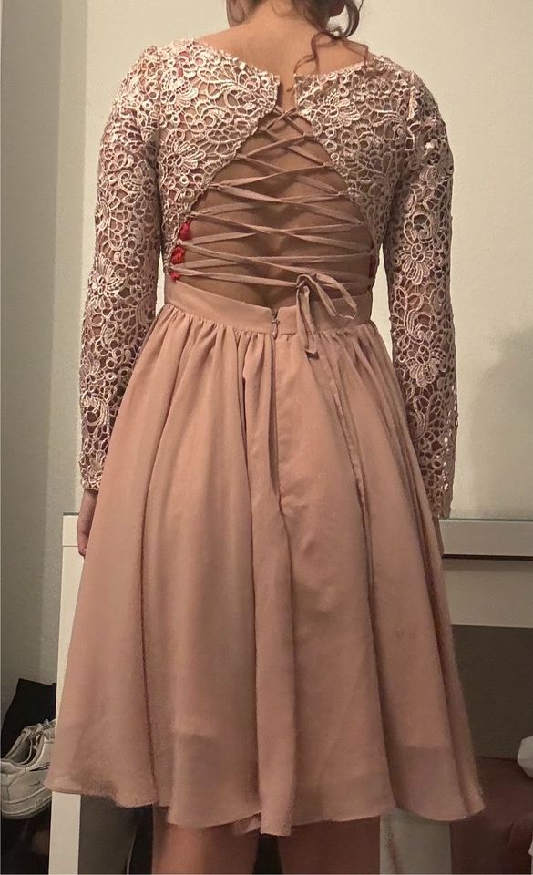 Kleid beige - rosa in Kraichtal