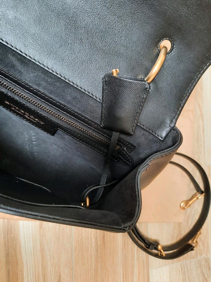 Burberry Dk88 Medium Tasche schwarz in Kremmen