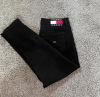 Schwarze Jeans Bayern - Tittling Vorschau