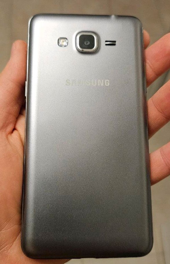 Samsung Galaxy Grand Prime 8GB SM G531-F in Bad Gandersheim