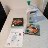 Freegreen Spiralschneider mit 2 Kochbücher Nordrhein-Westfalen - Halver Vorschau