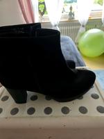 verkaufe Stiefel neuwertig Nordrhein-Westfalen - Olsberg Vorschau