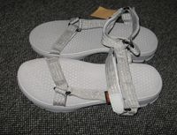 Outdoor Sandalen Gr. 39 Riemot Klettverschluss Grau Silber Trekki Bayern - Neu Ulm Vorschau