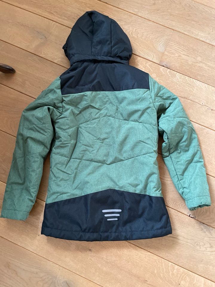 Winterjacke Trollkids Größe 152 cm in Birstein