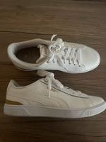 Puma Turnschuhe weiß Gold Gr. 38 Neu Saarland - Saarlouis Vorschau
