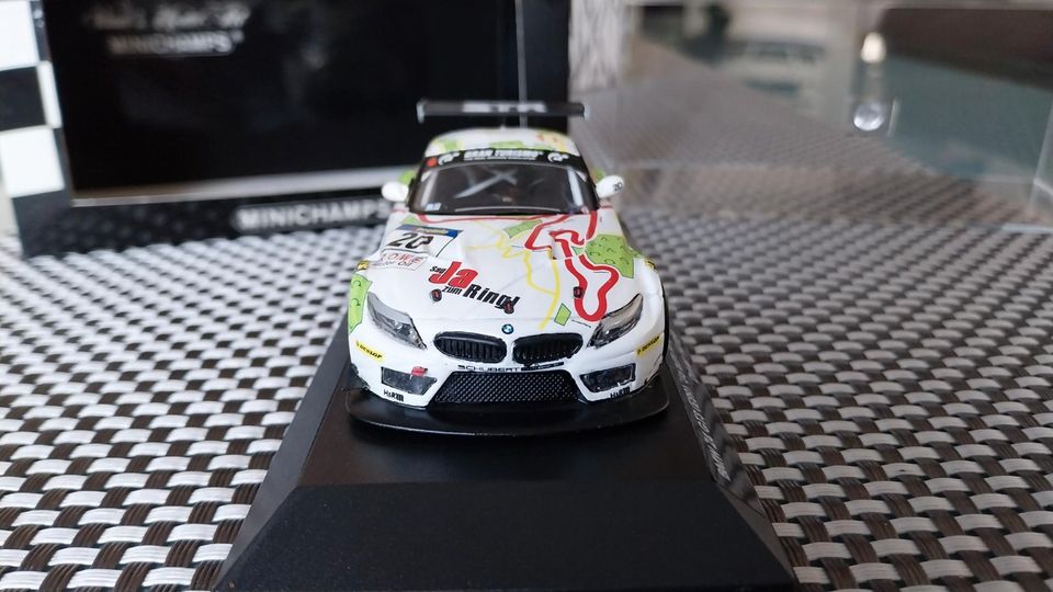 Schubert Motorsport BMW Z4 GT3 VLN 2012 Ja zum Ring Umbau 1:43 in Walluf