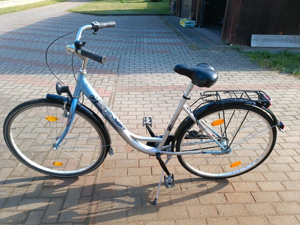 28" Damenfahrrad 3 Gang Nabenschaltung mit Rùcktritt in Templin