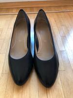 Schwarze klassische Pumps von ara München - Au-Haidhausen Vorschau