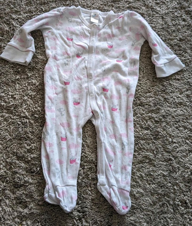 Mädchen-/Baby-Schlafanzug Gr. 56 in Kerpen