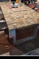 Massivholz Tisch mit Glasplatte Niedersachsen - Vechelde Vorschau