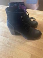 Stiefelette von Tamaris 40 schwarz mit Reißverschluss Niedersachsen - Vechta Vorschau