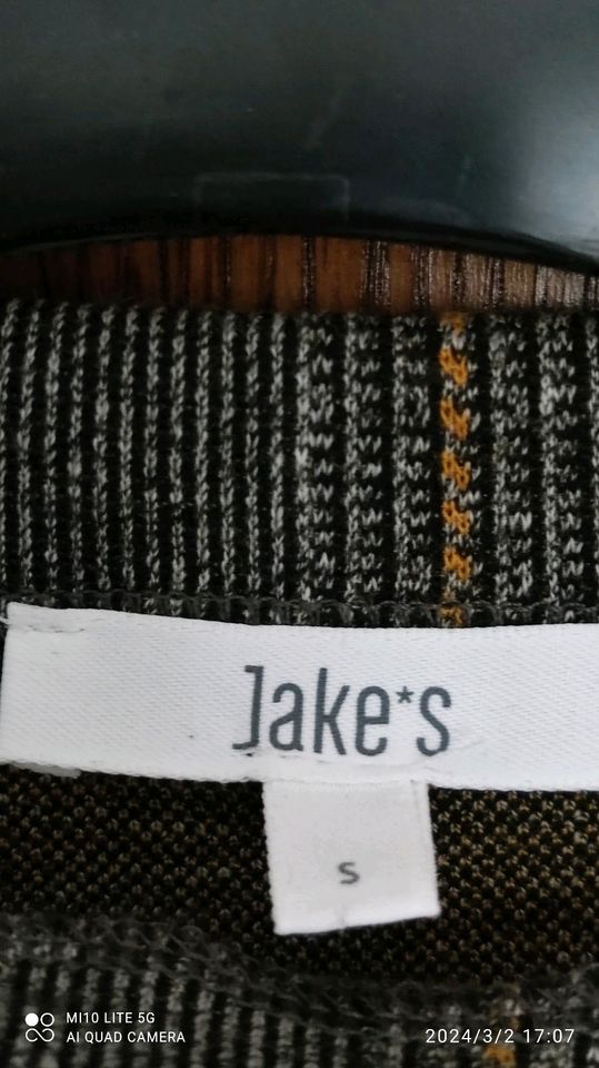 Pulli 'Jake's', grau/schwarz/gelb, Gr. S, NEU in Remscheid