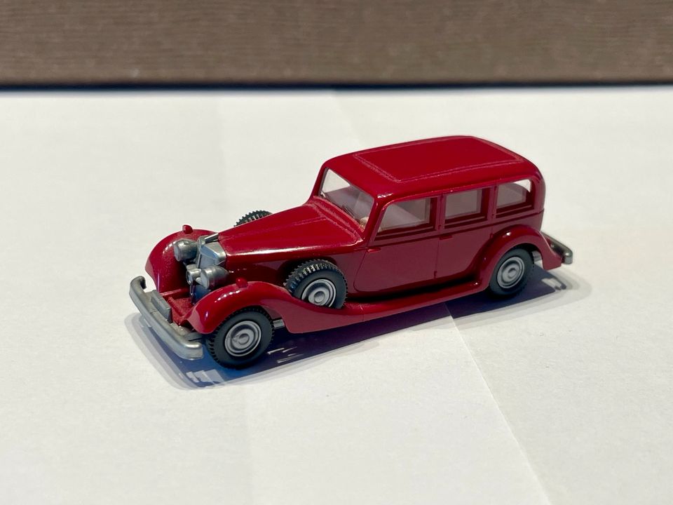 Wiking Horch 850 Oldtimer PKW rot 1:87 in Harpstedt