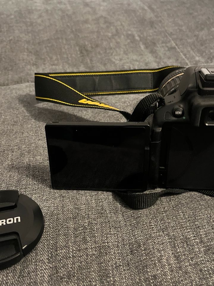 Nikon D5300 Spiegelreflexkamera Tamron AF 18-200mm + AF-S Nikkor in Sankt Augustin