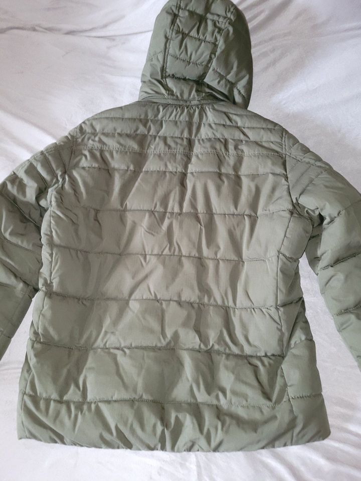 S. Oliver Jacke gefüttert, 2XL (XXL), dunkelgrün, seh schön in Bielefeld