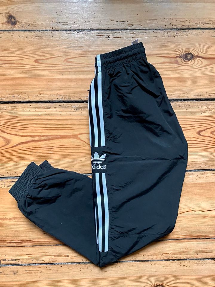 Adidas Jogginghose in Hamburg