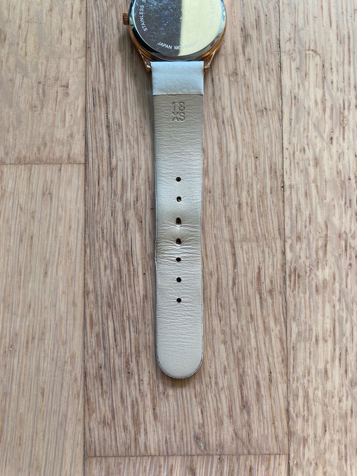 Armbanduhr weiß/ silber Rindsleder Armband Rewa XS 18mm stainless in Stuttgart