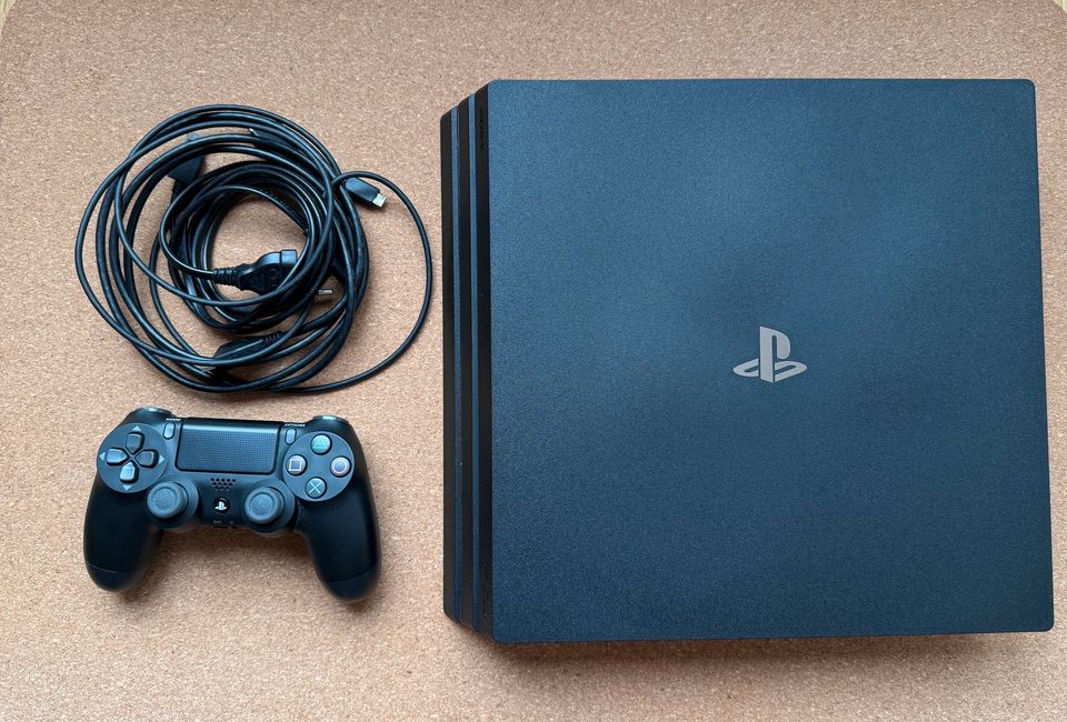 Sony Playstation 4 Pro 1TB - PS4 Pro mit Controller in Bremen