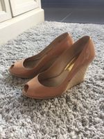 Michael Kors wedges Keilabsatz Plateau Schuhe 38 Heels Bast MK Hessen - Allendorf Vorschau