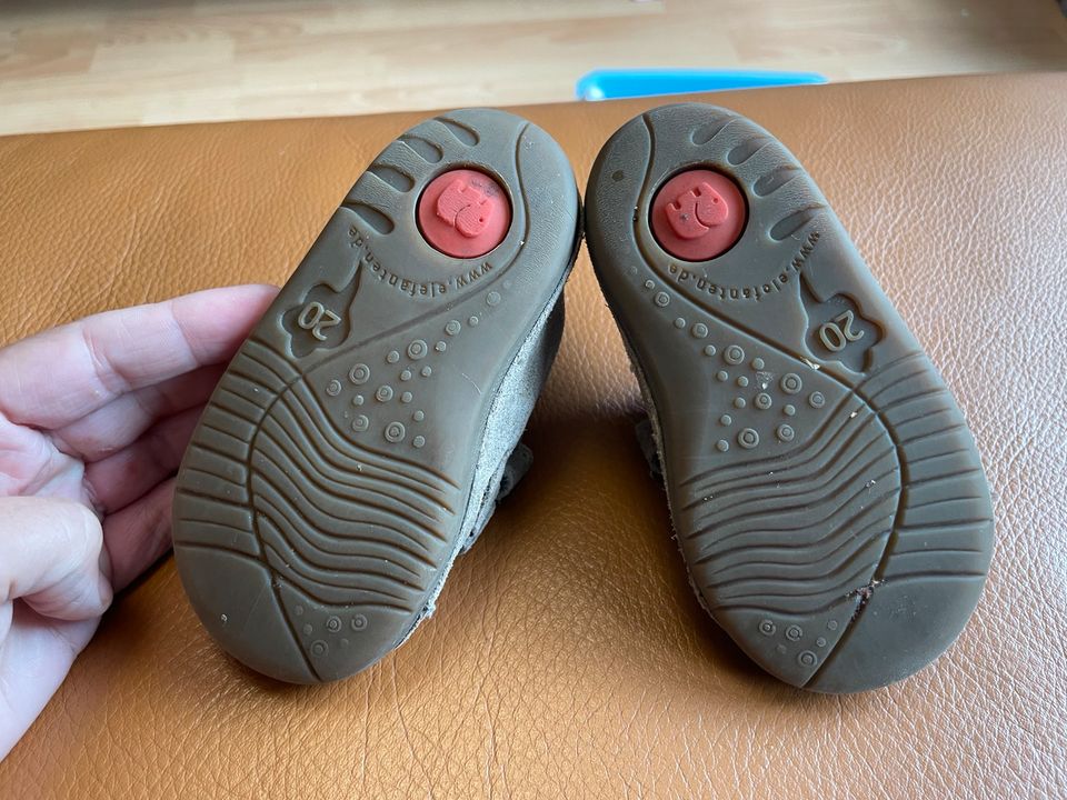 Halbschuhe aus Leder von Elefanten Größe 20, in Hamburg