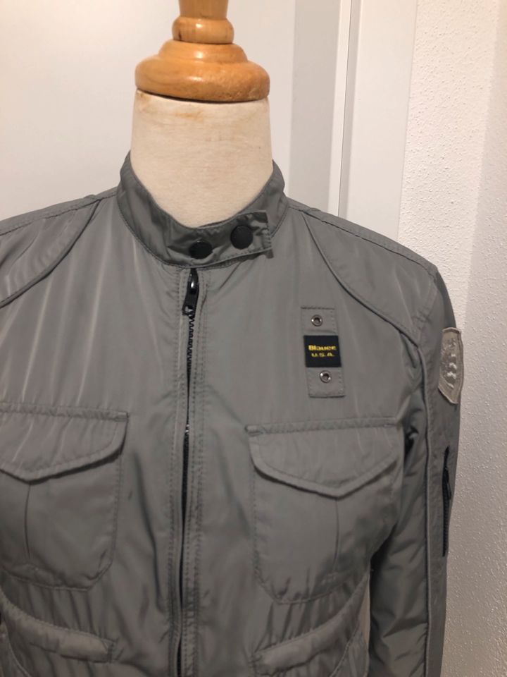 Bomberjacke/ Blouson Blauer Gr.S grau , neuwertig in Großostheim