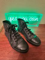 Gucci Sneaker Schwarz wie NEU 37 38 Obergiesing-Fasangarten - Obergiesing Vorschau