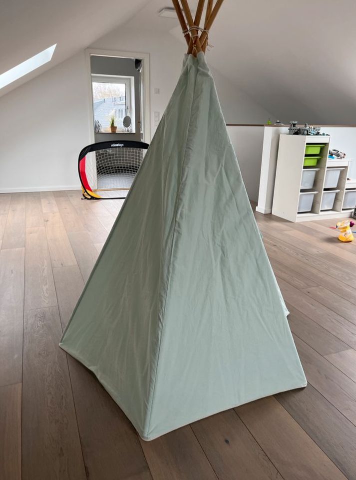 Tolles, hochwertiges Kinder-Tipi in Hamburg