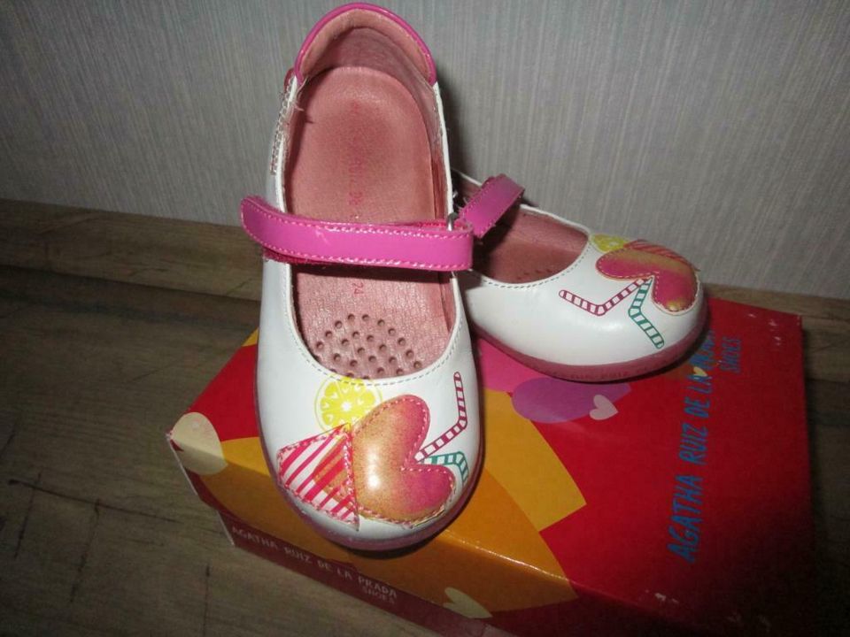 NEU süße weiße Ballerinas Herz von AGATHA RUIZ DE LA PRADA Gr. 24 in Thale