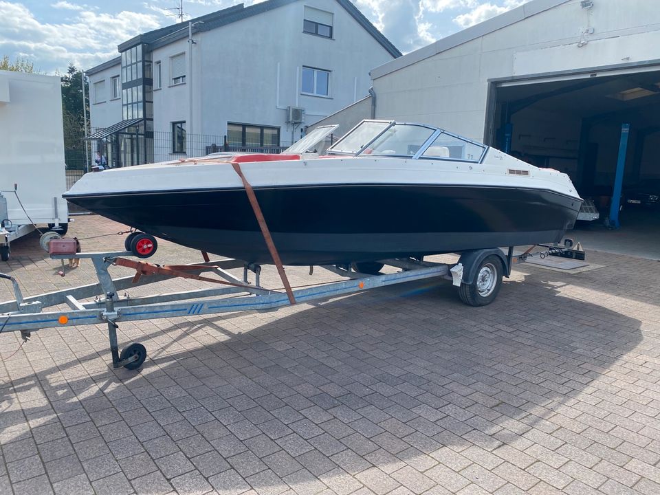 Sportboot 5,7 l Mercruiser Bowrider in Dernbach