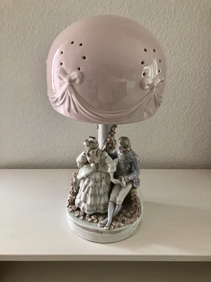 Porzellan Figur Lampe in Köln